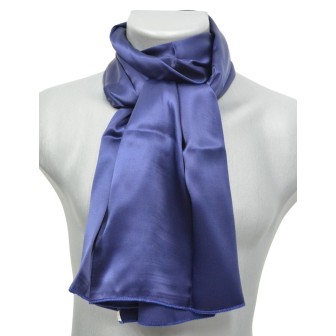 Echarpe en satin de soie bleu marine
