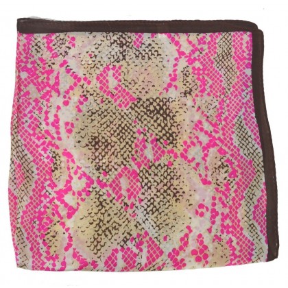 Petit carré en soie python rose