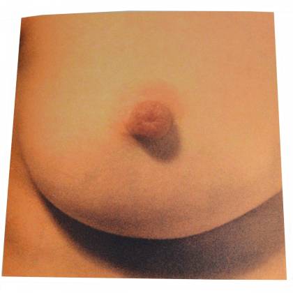 Carré de soie Yoko Ono, 7-2 Breast enveloppe