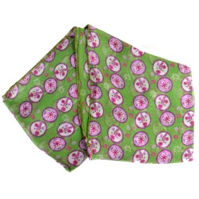 Foulard en soie Scandinave vert  made in France