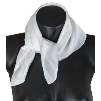 petit carré en soie blanc