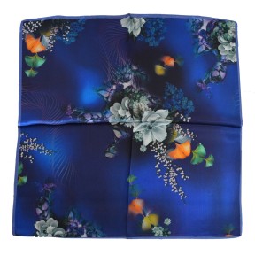 Carré soie 65cm bleu nuit à fleurs