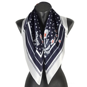 Carré soie 65cm fleurs et pois