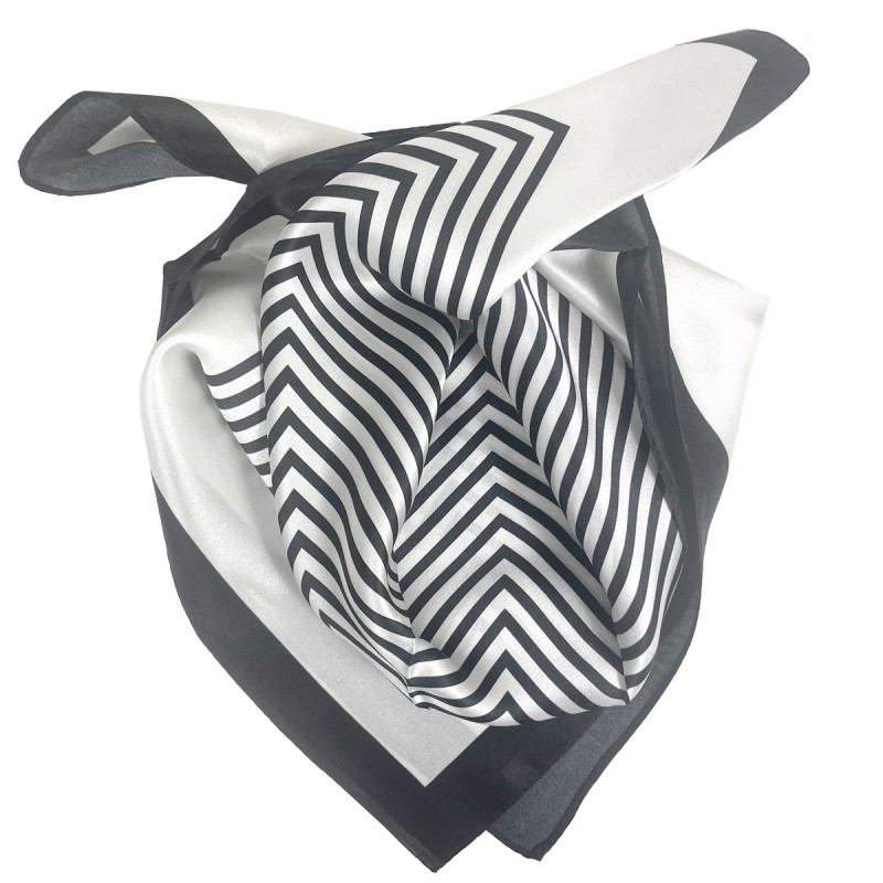 Foulard carré 50 chevrons noir et blanc