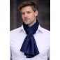 Echarpe en satin de soie bleu marine