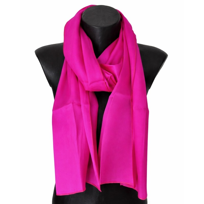 Echarpe en satin de soie rose