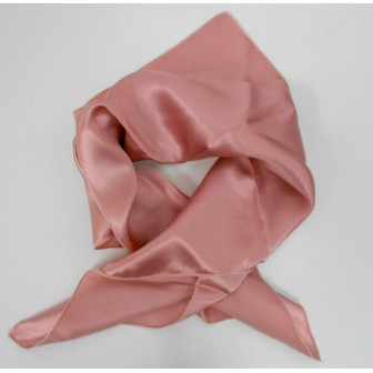 Petit carré en soie rose poudré - qualité sup