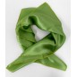 Petit carré en soie vert anis - qualité sup Petit carré en soie vert anis - qualité sup